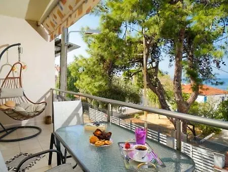 Апартаменты Sunside House *